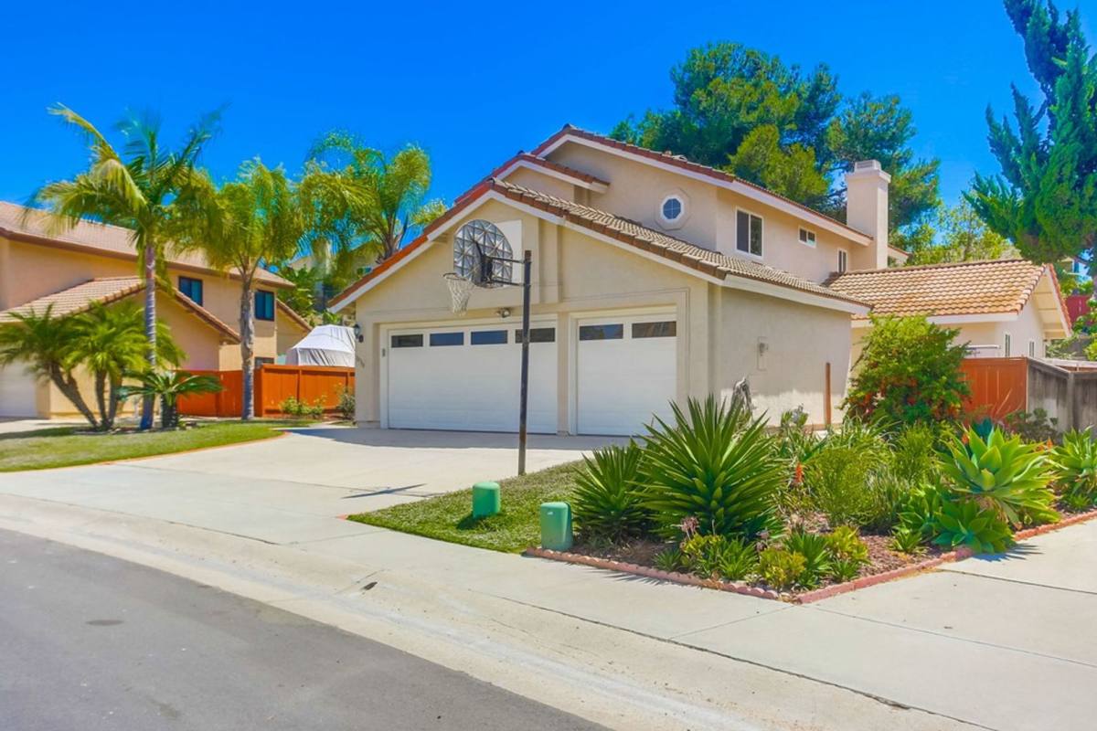 House for rent at 10730 Carillon Court, San Diego, CA 92131