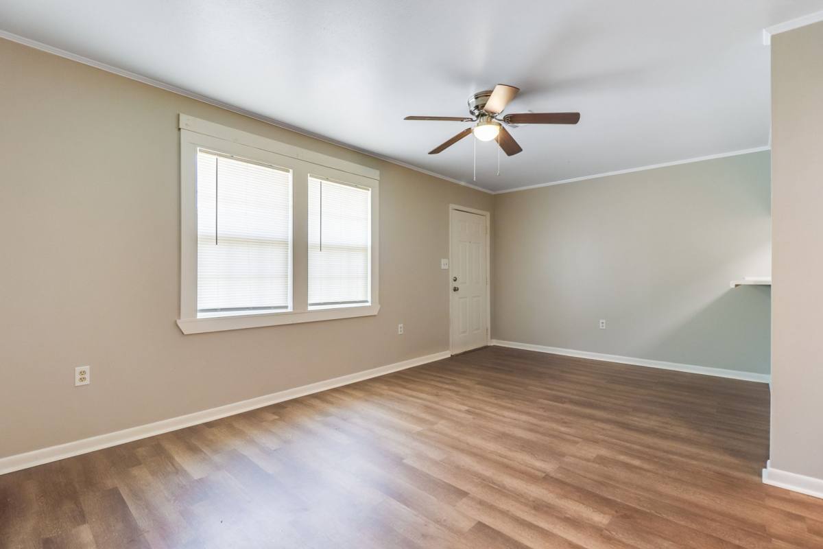 Apartment for rent at 913 Granger St, Jennings, LA 70546