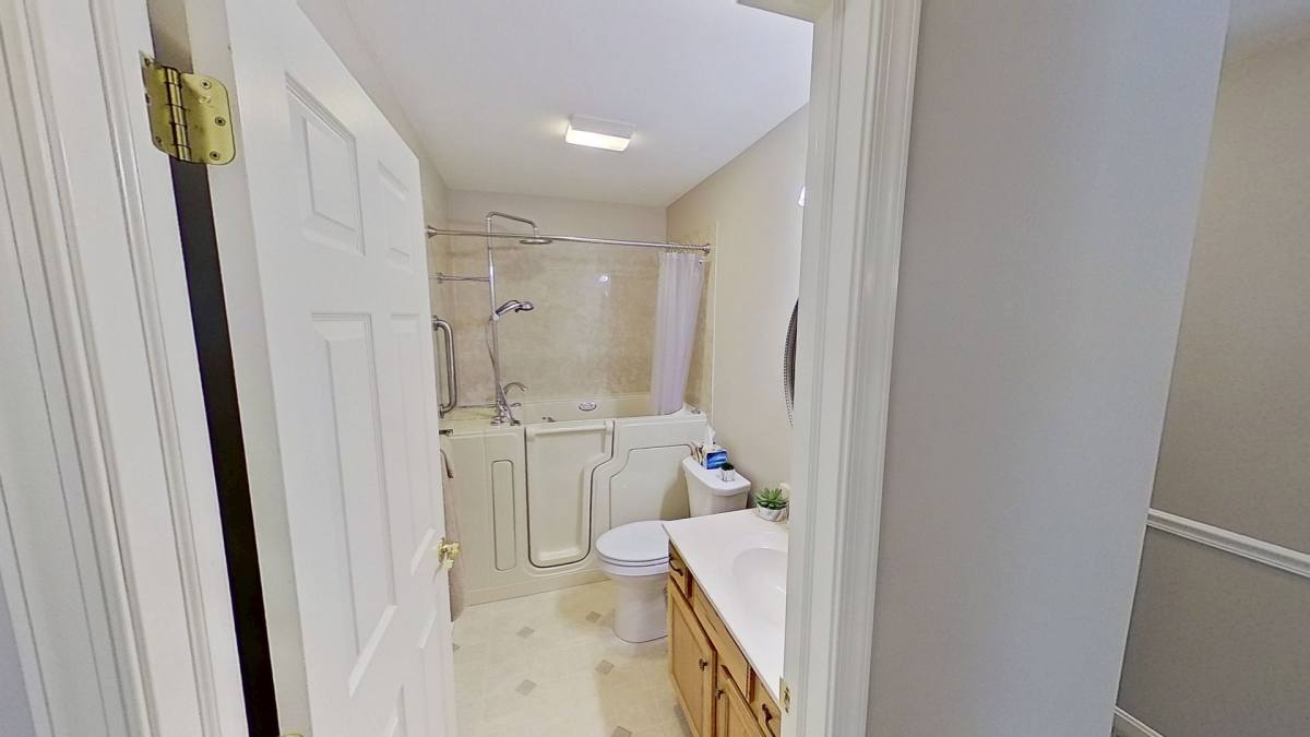 1377 Village Dr, Spring Grove, PA 17362 - Townhouse for Rent - Image 7