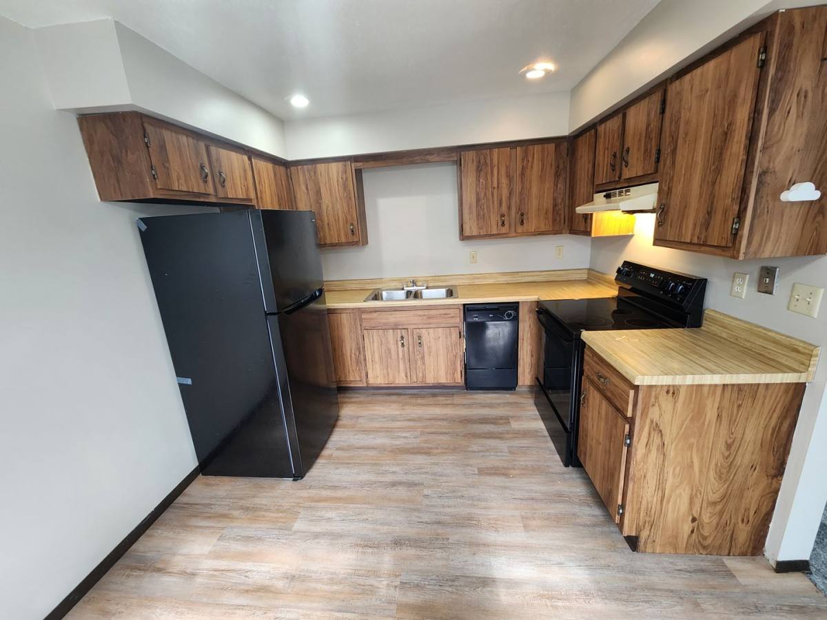 Apartment for rent at 9000 13th St W, Rock Island, IL 61201