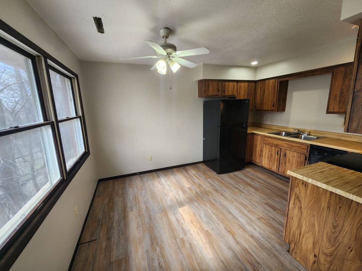 Apartment for rent at 9000 13th St W, Rock Island, IL 61201