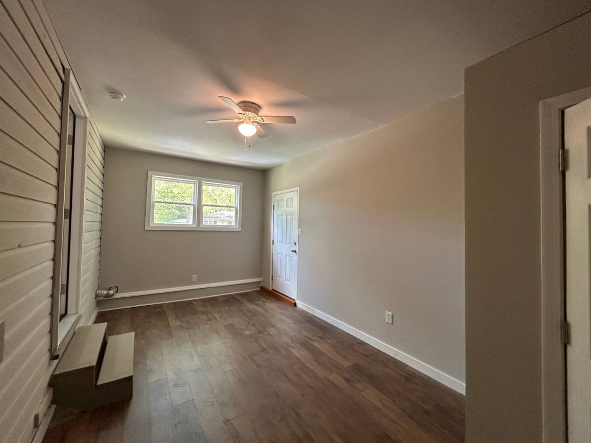 Apartment for rent at 1002 S 10th St, Gadsden, AL 35901