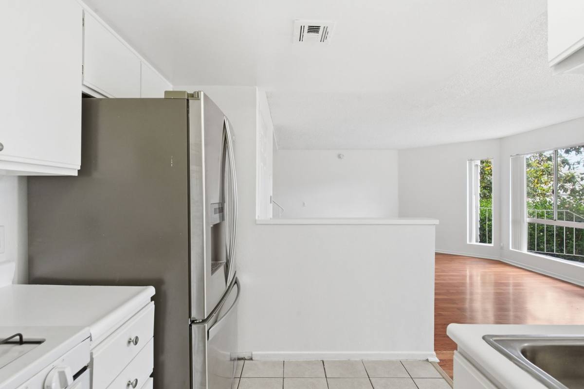 Apartment for rent at 15603 Parthenia St, North Hills, CA 91343