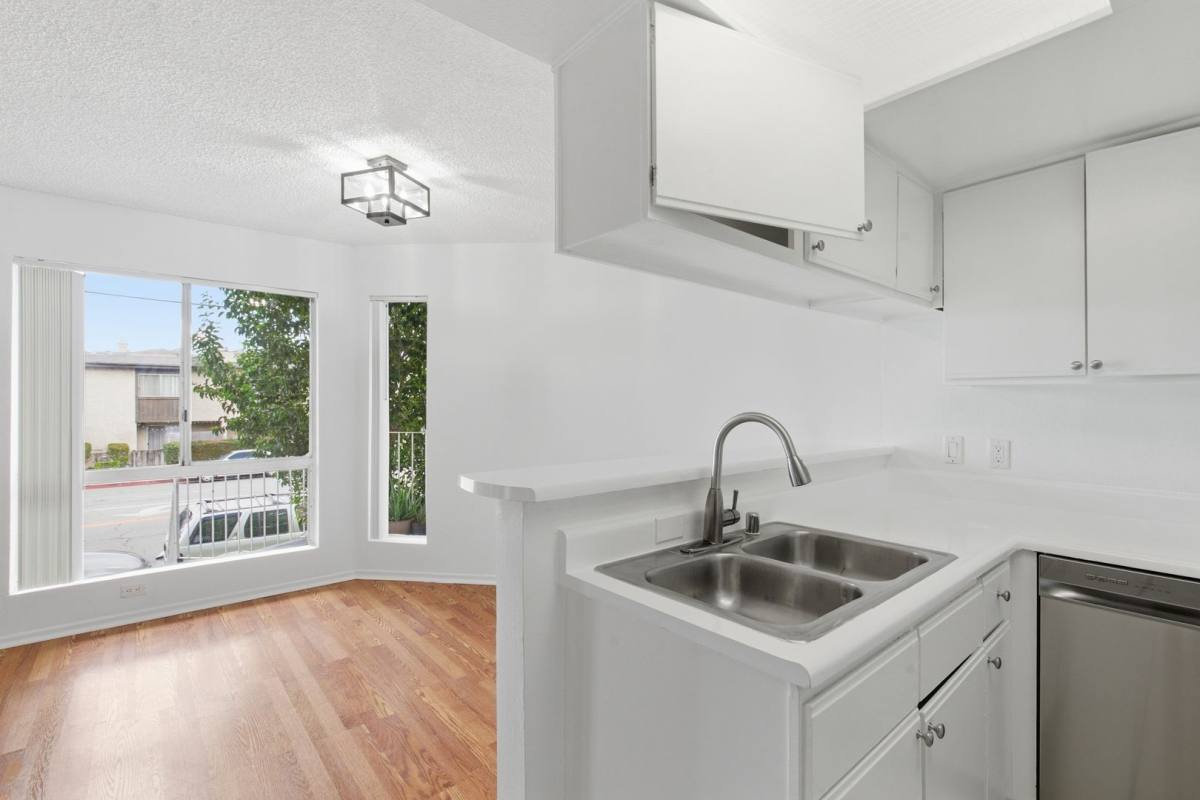 Apartment for rent at 15603 Parthenia St, North Hills, CA 91343