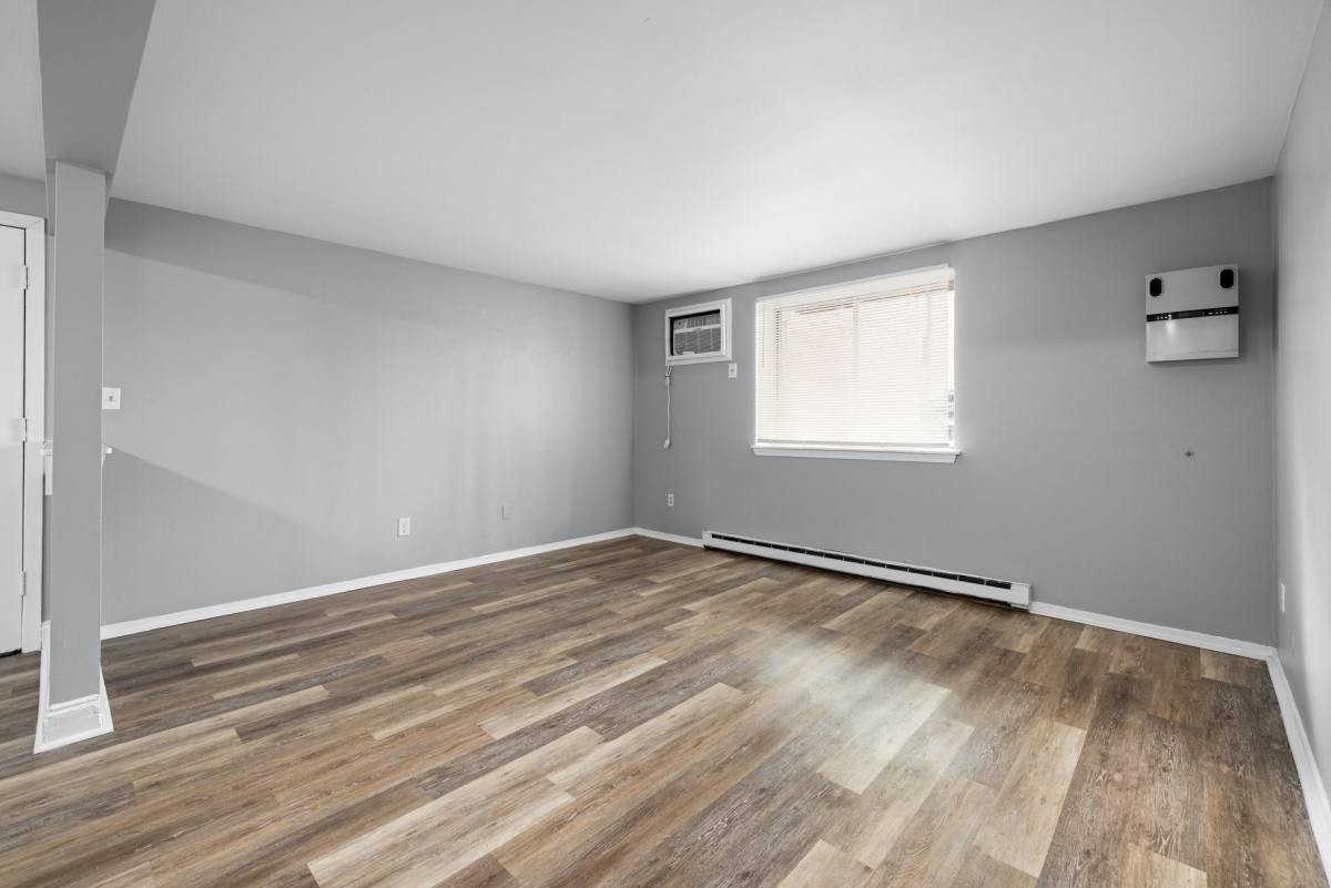 Apartment for rent at 193 Mead St, North Tonawanda, NY 14120