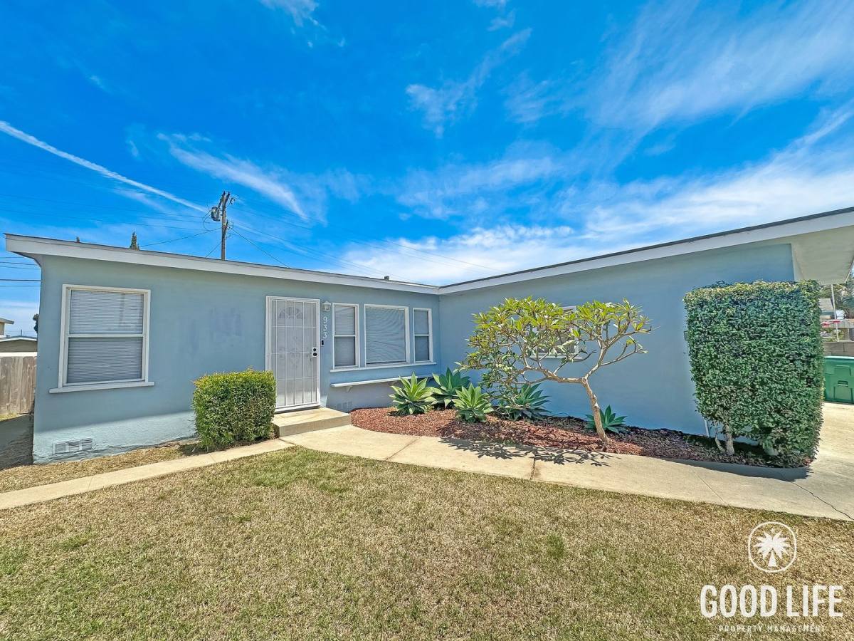 House for rent at 933 15th St, San Diego, CA 92154