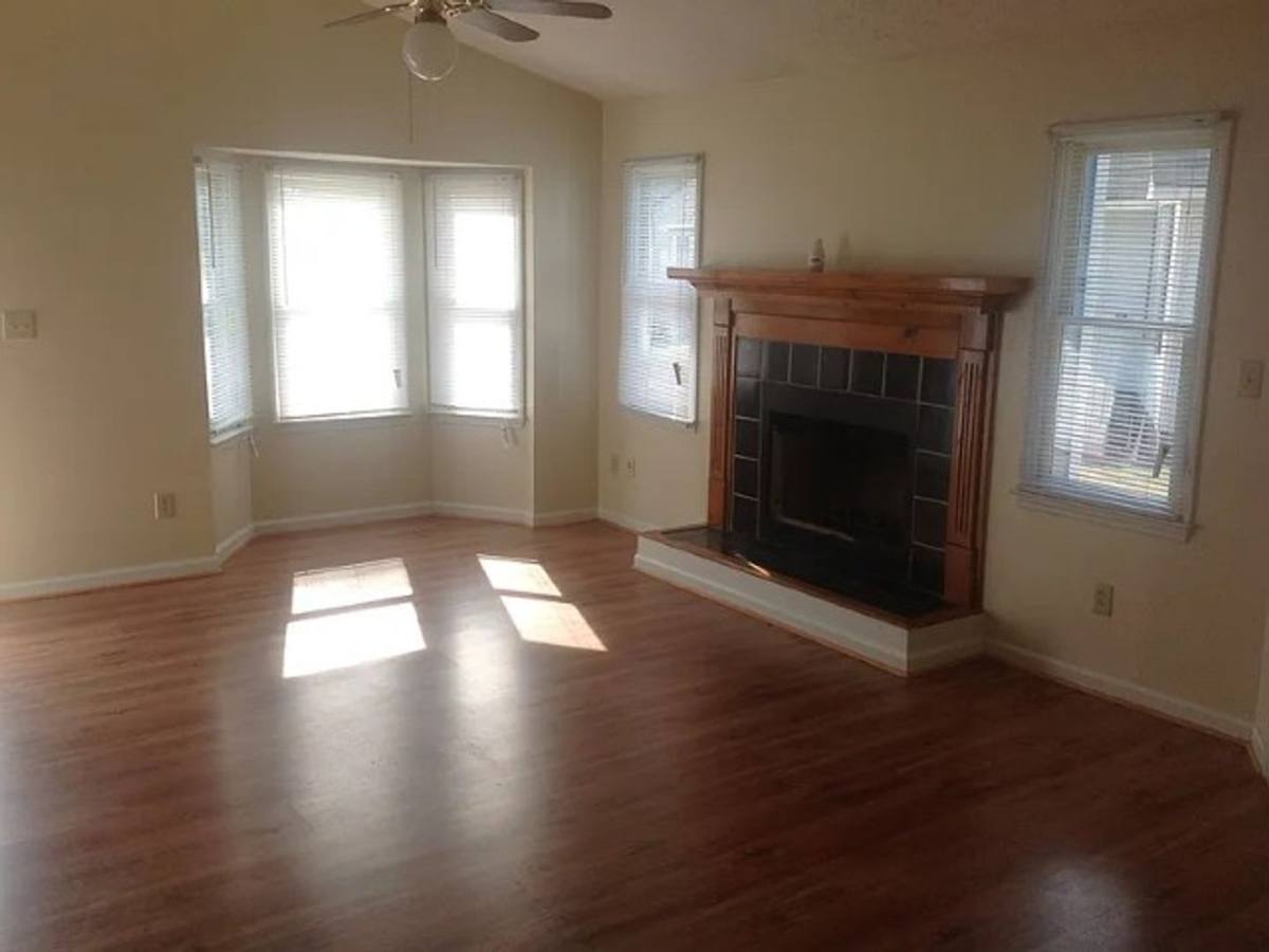House for rent at 633 Winthrop Court, Fayetteville, NC 28311