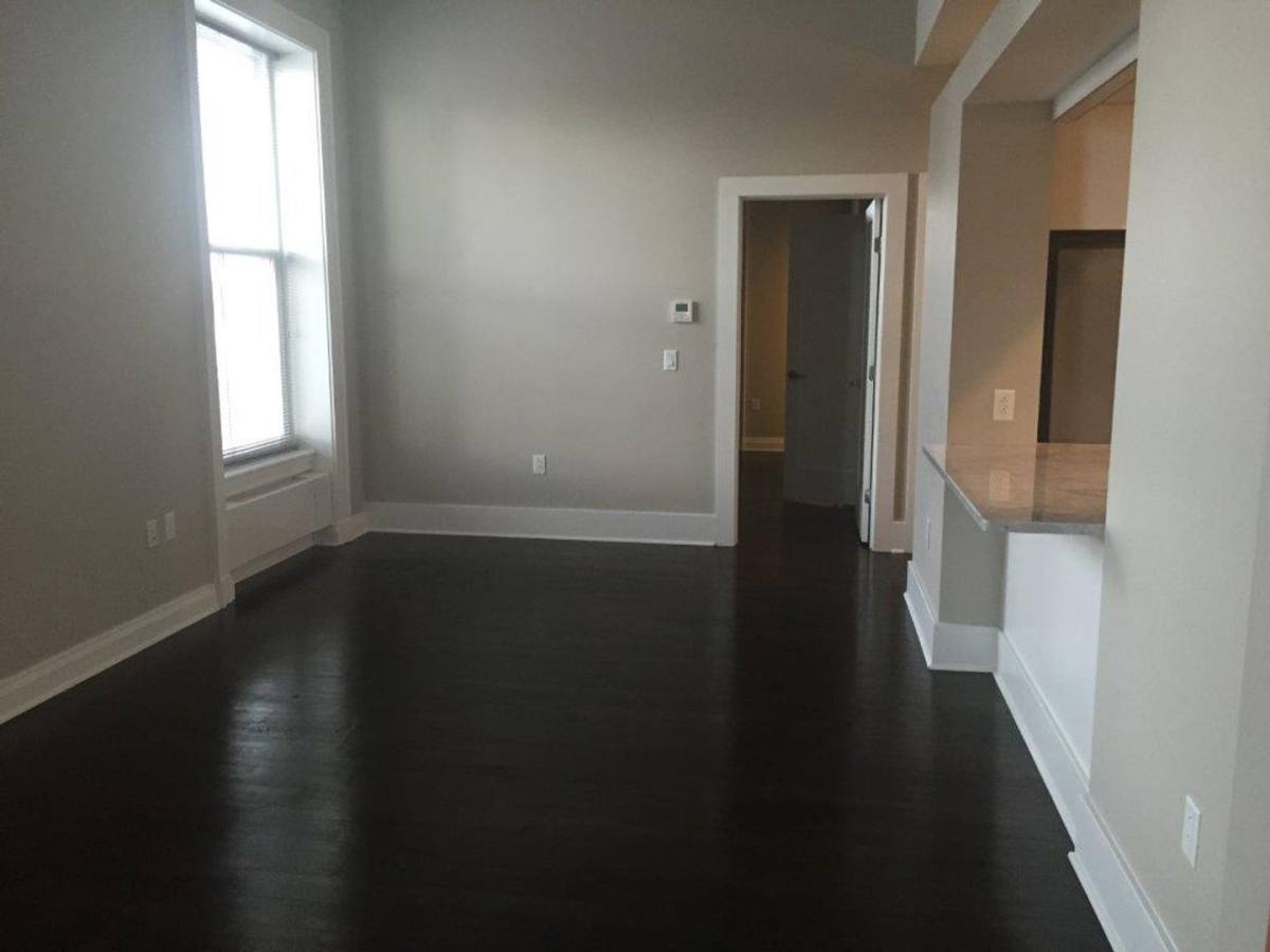 Apartment for rent at 304 S Salina St, Syracuse, NY 13202