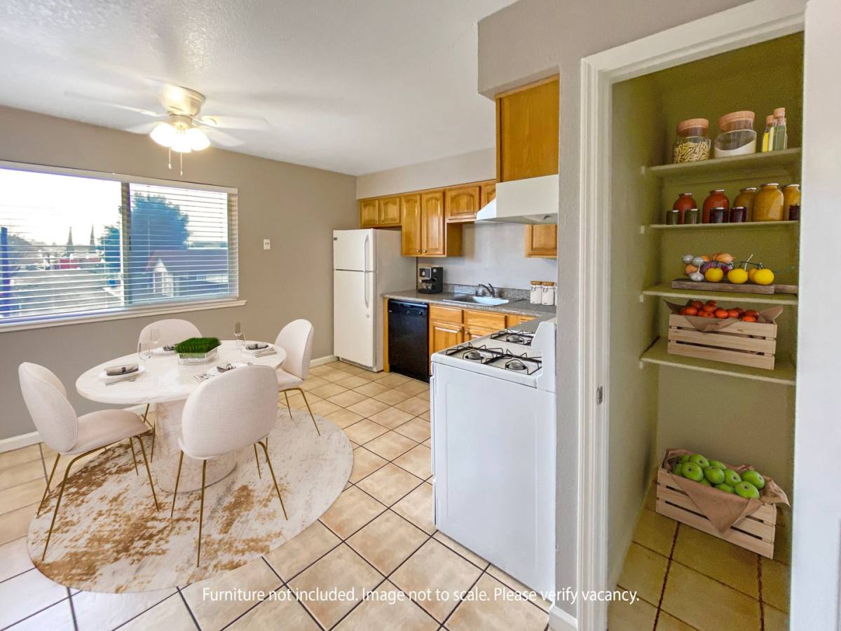 Apartment for rent at 1017 H St, Antioch, CA 94509