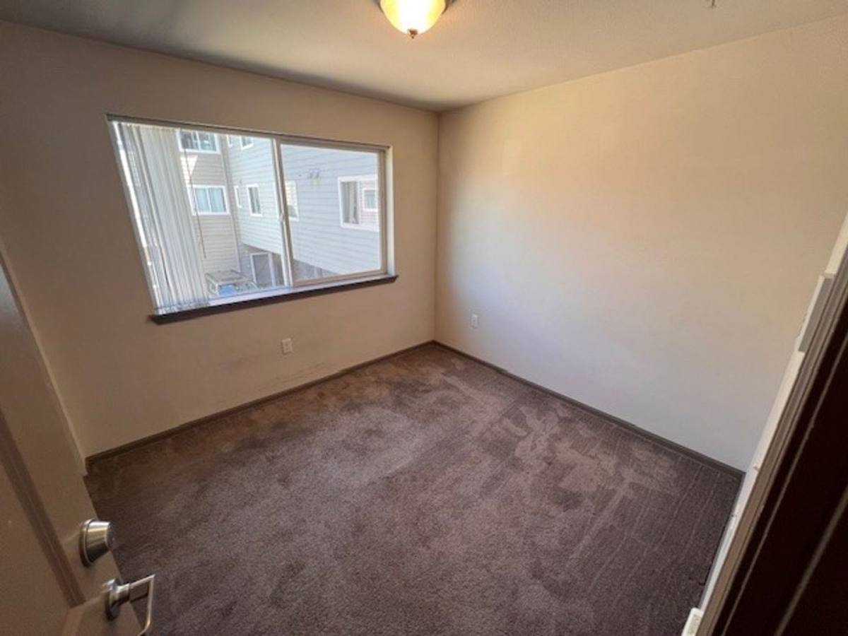 Apartment for rent at 1849, 1865 Ferry Alley & 1850 St, Eugene, OR 97401