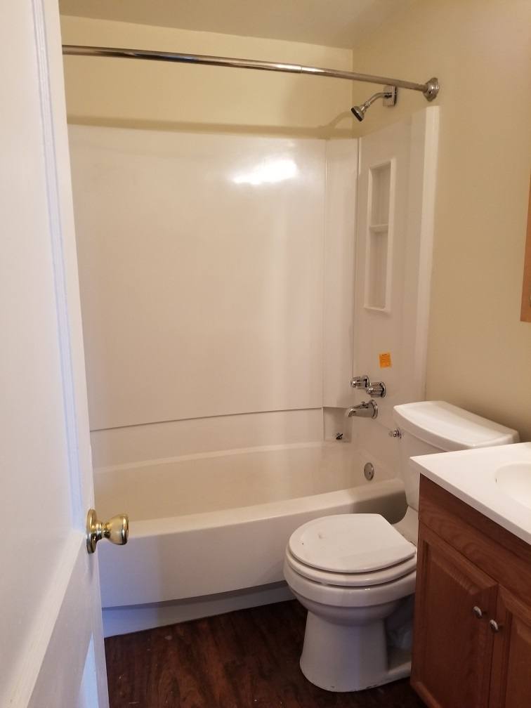 House for rent at 131 N Edgehill, Youngstown, OH 44515