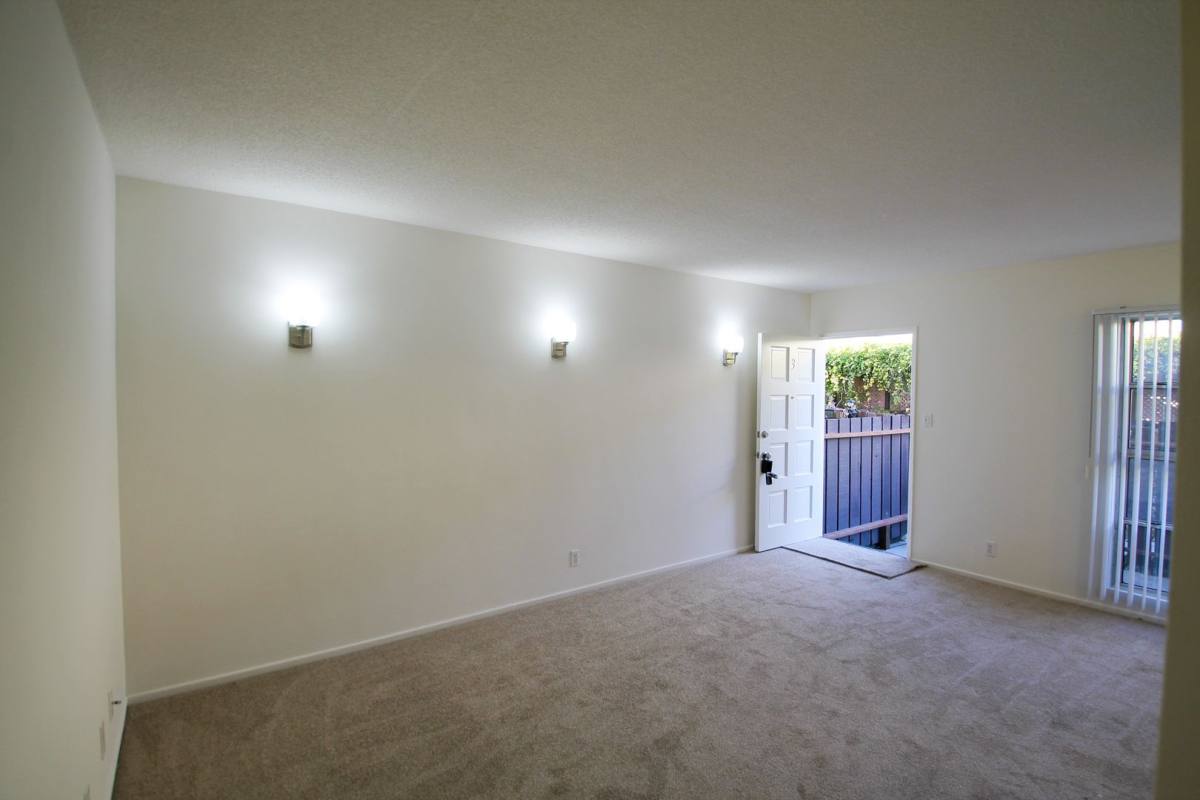 Apartment for rent at 5320 - 5330 Ben Ave, Valley Village, CA 91607