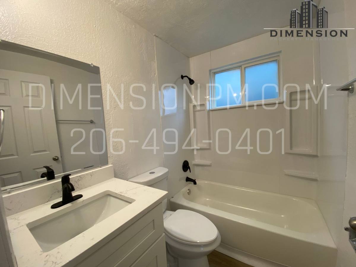 Apartment for rent at 4910 108th St SW, Lakewood, WA 98499