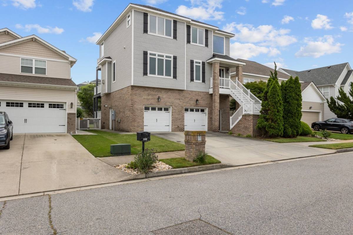 House for rent at 9620 Dolphin Run, Norfolk, VA 23518