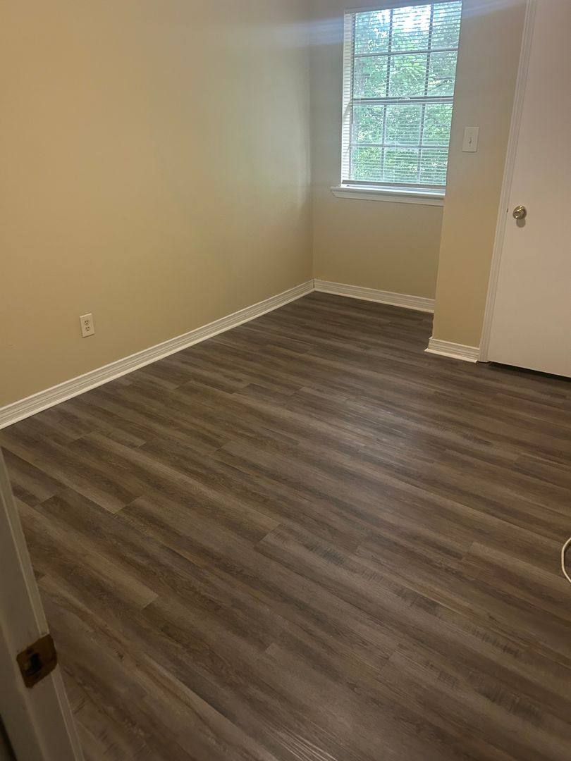 Townhouse for rent at 215 Peggy St, Lafayette, LA 70501