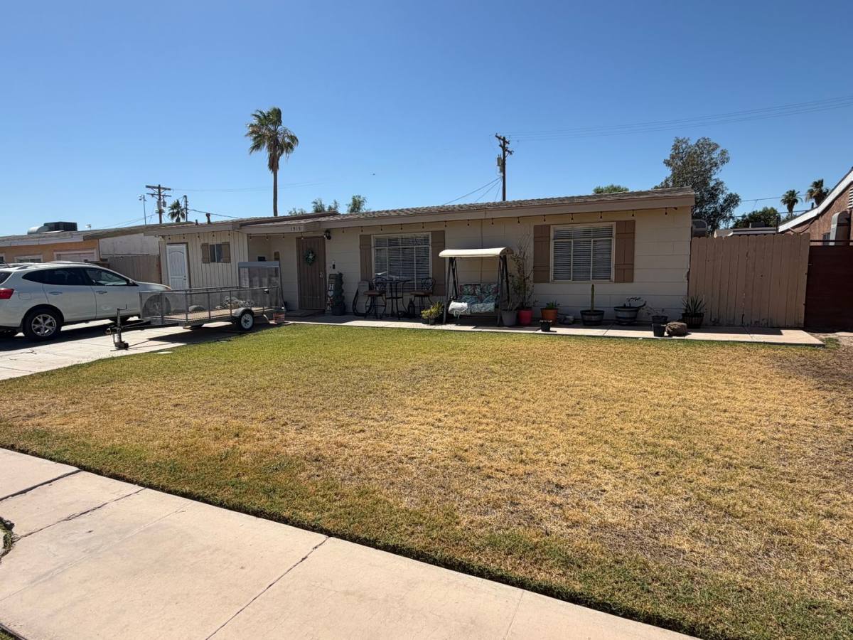 House for rent at 1515 W Brighton Ave, El Centro, CA 92243