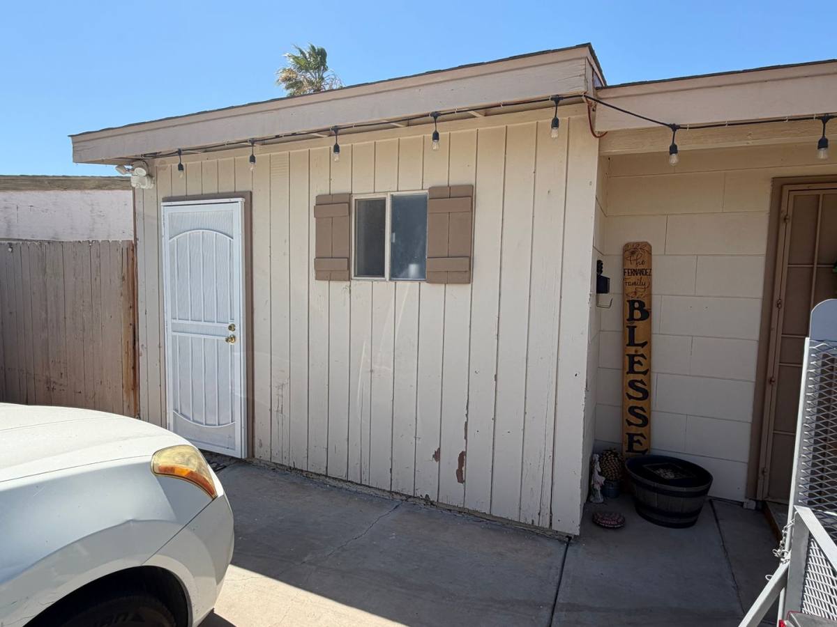 House for rent at 1515 W Brighton Ave, El Centro, CA 92243