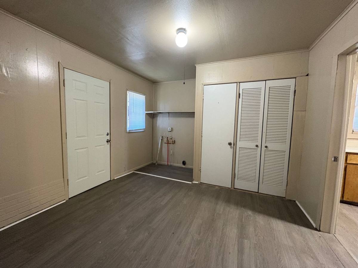 House for rent at 1749 Caroline St, Shreveport, LA 71108