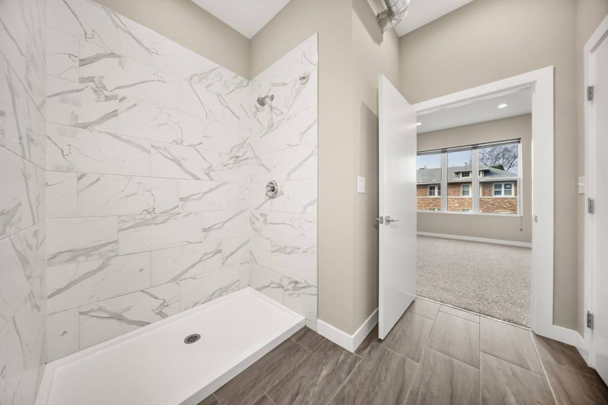 Apartment for rent at 3708 Grand Blvd, Brookfield, IL 60513