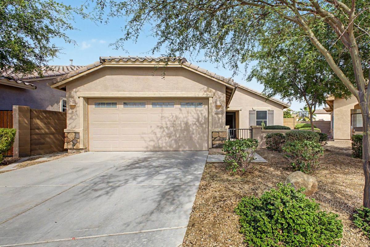 17447 N Marina Ave, Maricopa, AZ 85139