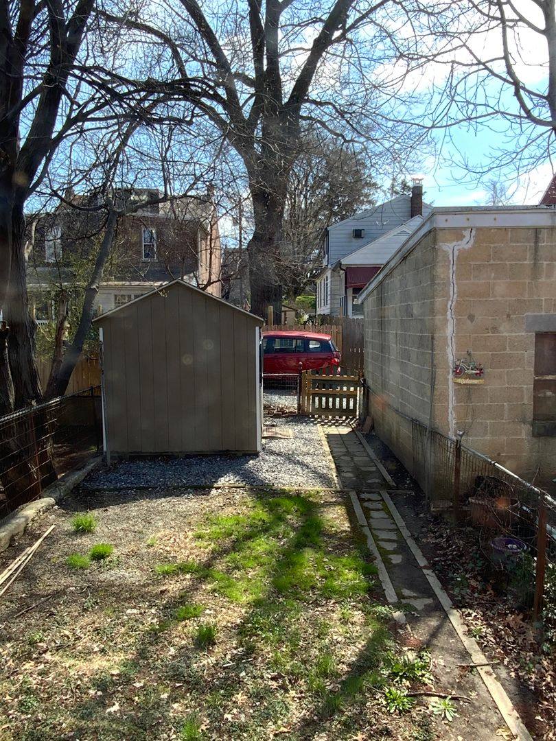 House for rent at 674 Saint Joseph St, Lancaster, PA 17603