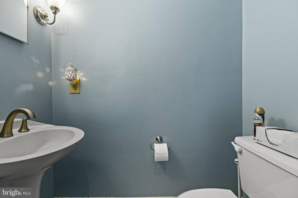 Townhouse for rent at 7482 Digby Green, Alexandria, VA 22315