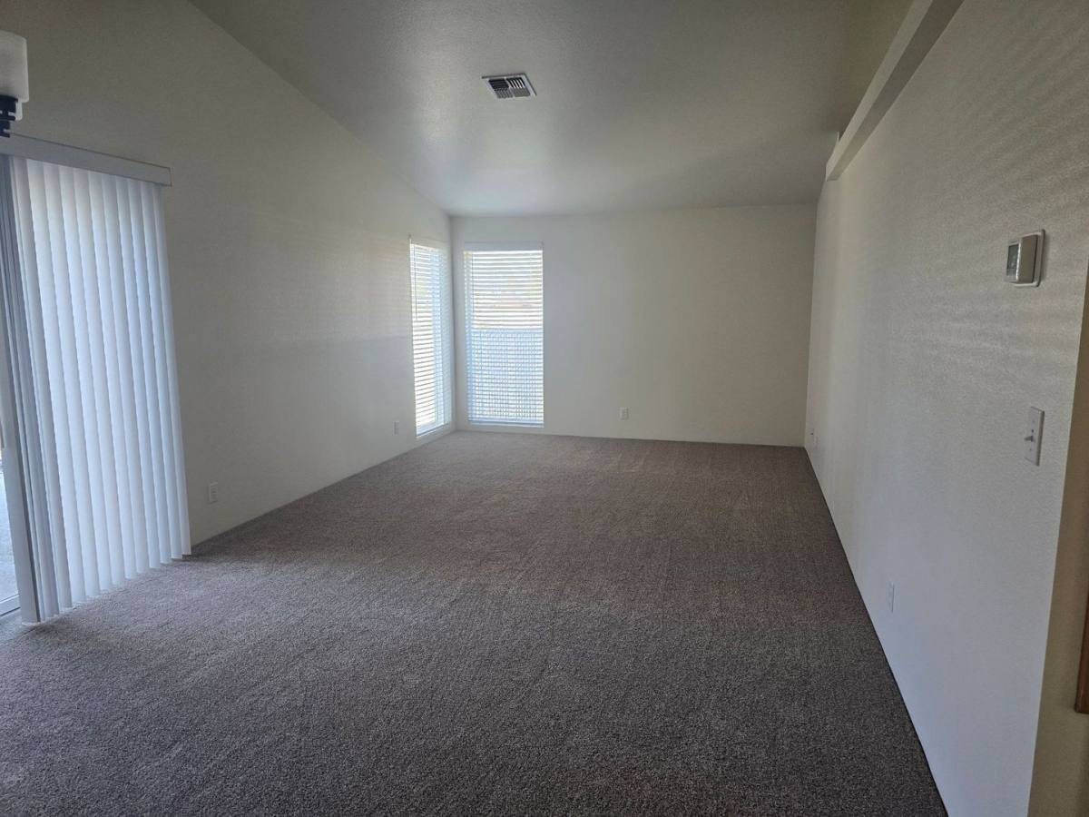 Apartment for rent at 1151 Willow Lane, Grants Pass, OR 97527