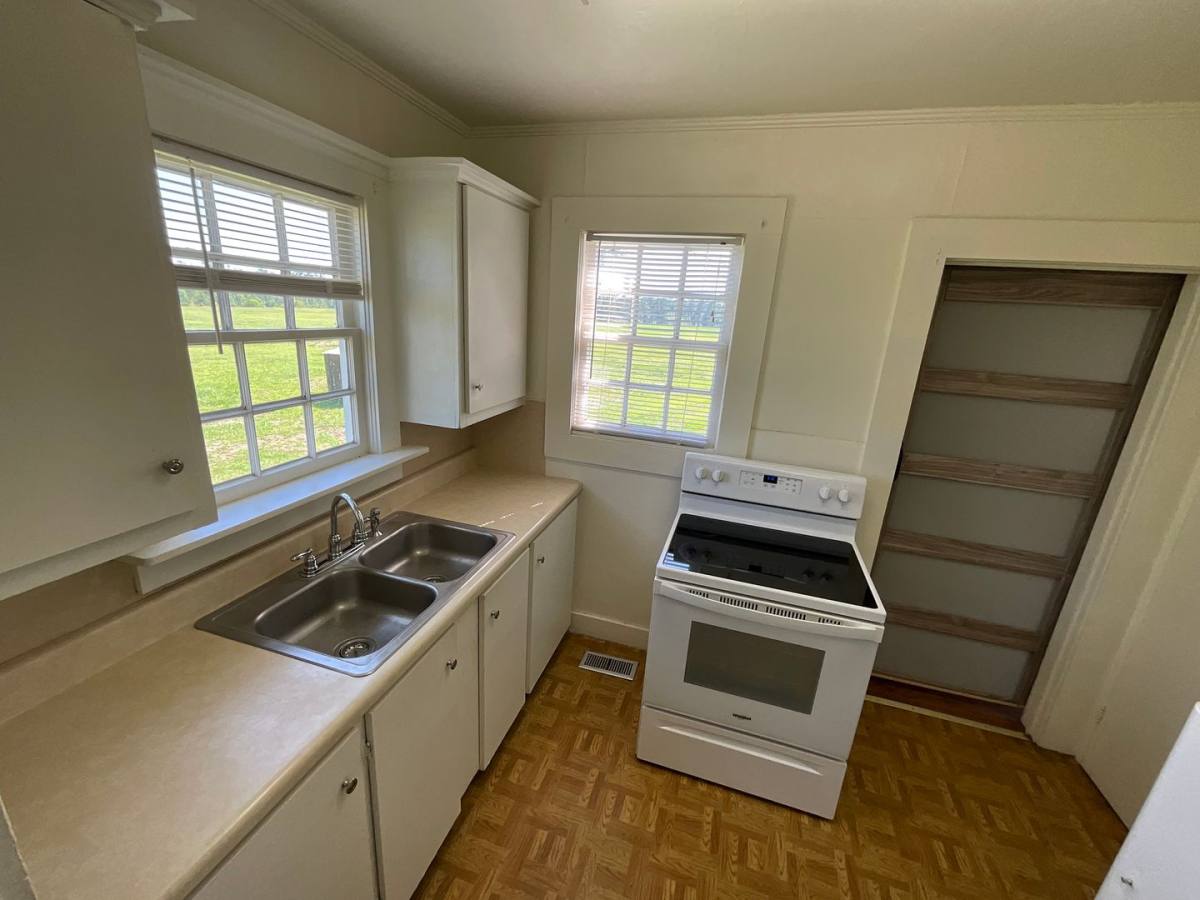 House for rent at 2333 Fillmore, Marianna, FL 32448