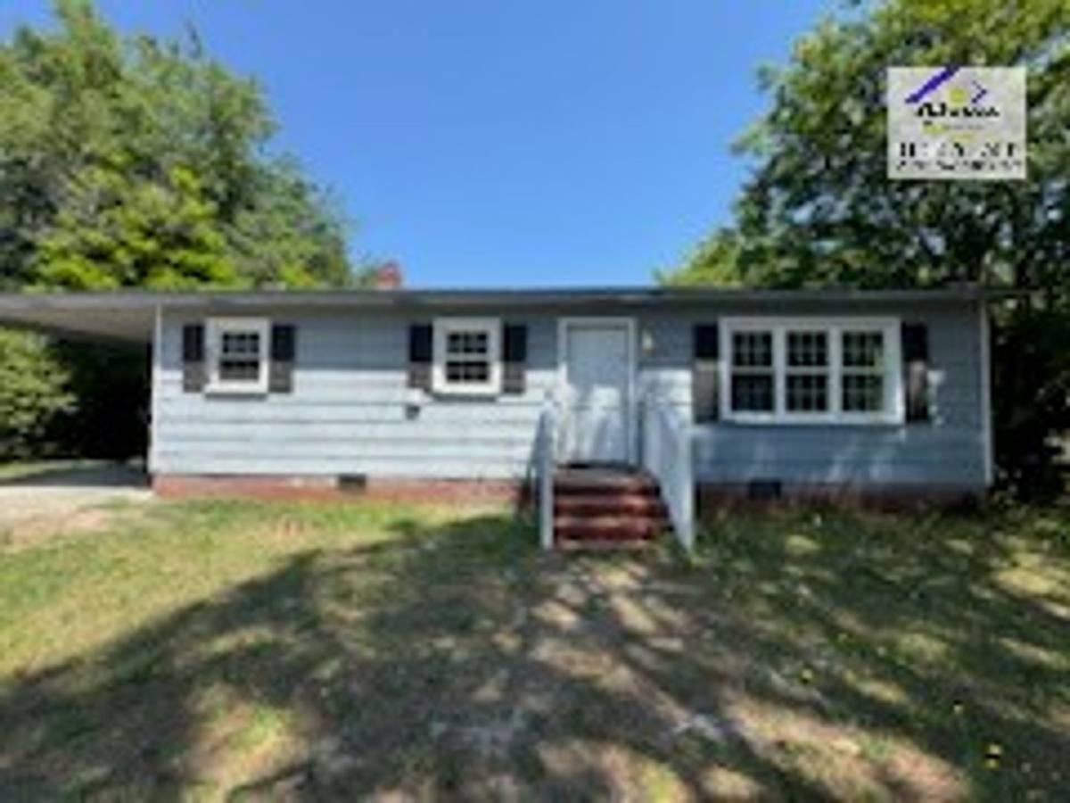 House for rent at 3918 Donna St, Fayetteville, NC 28306