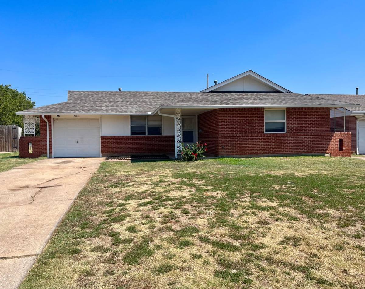 House for rent at 708 N Norman Ave, Oklahoma City, OK 73160