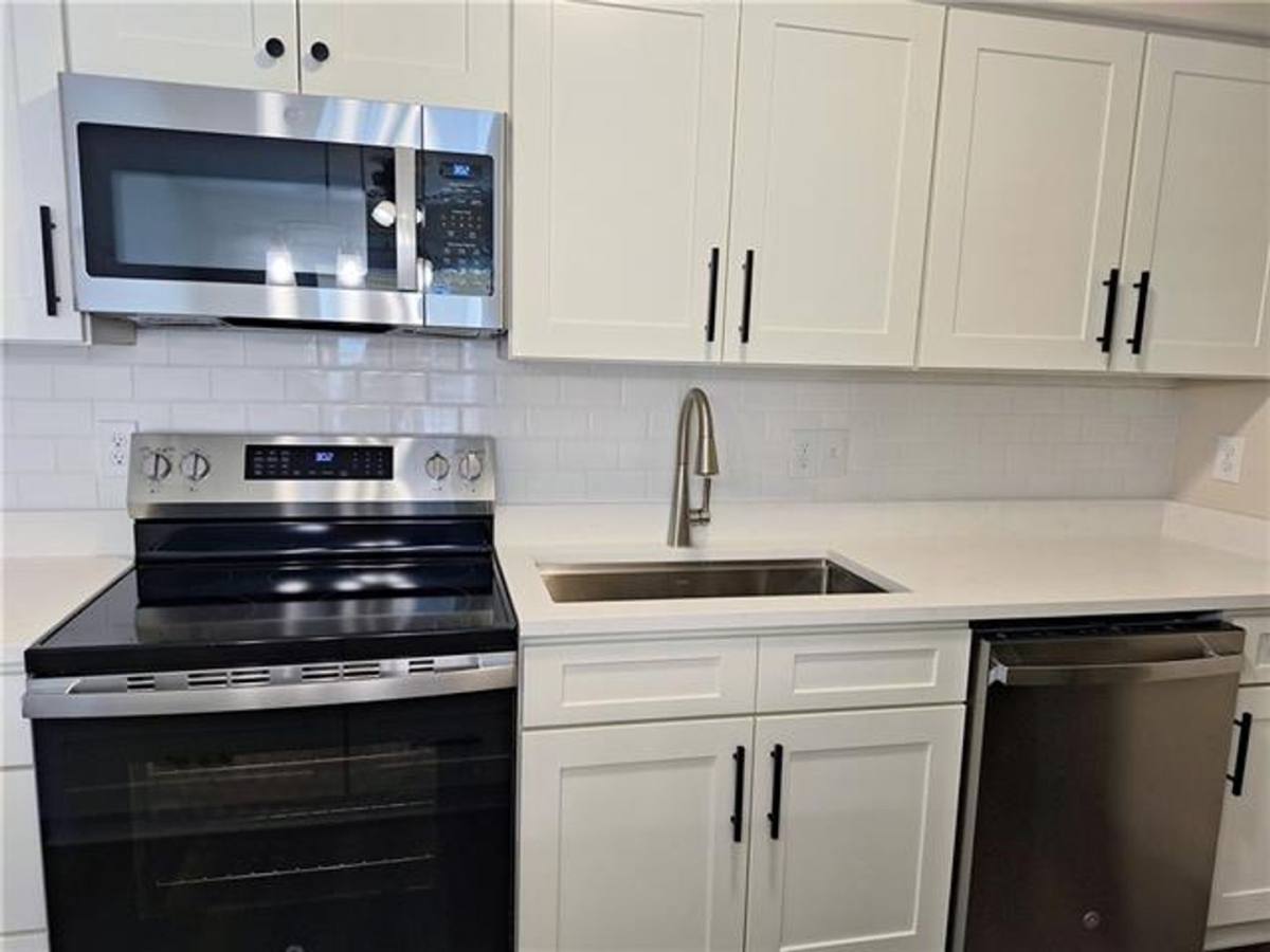 Condo for rent at 4638 Pontchartrain Dr, Slidell, LA 70458