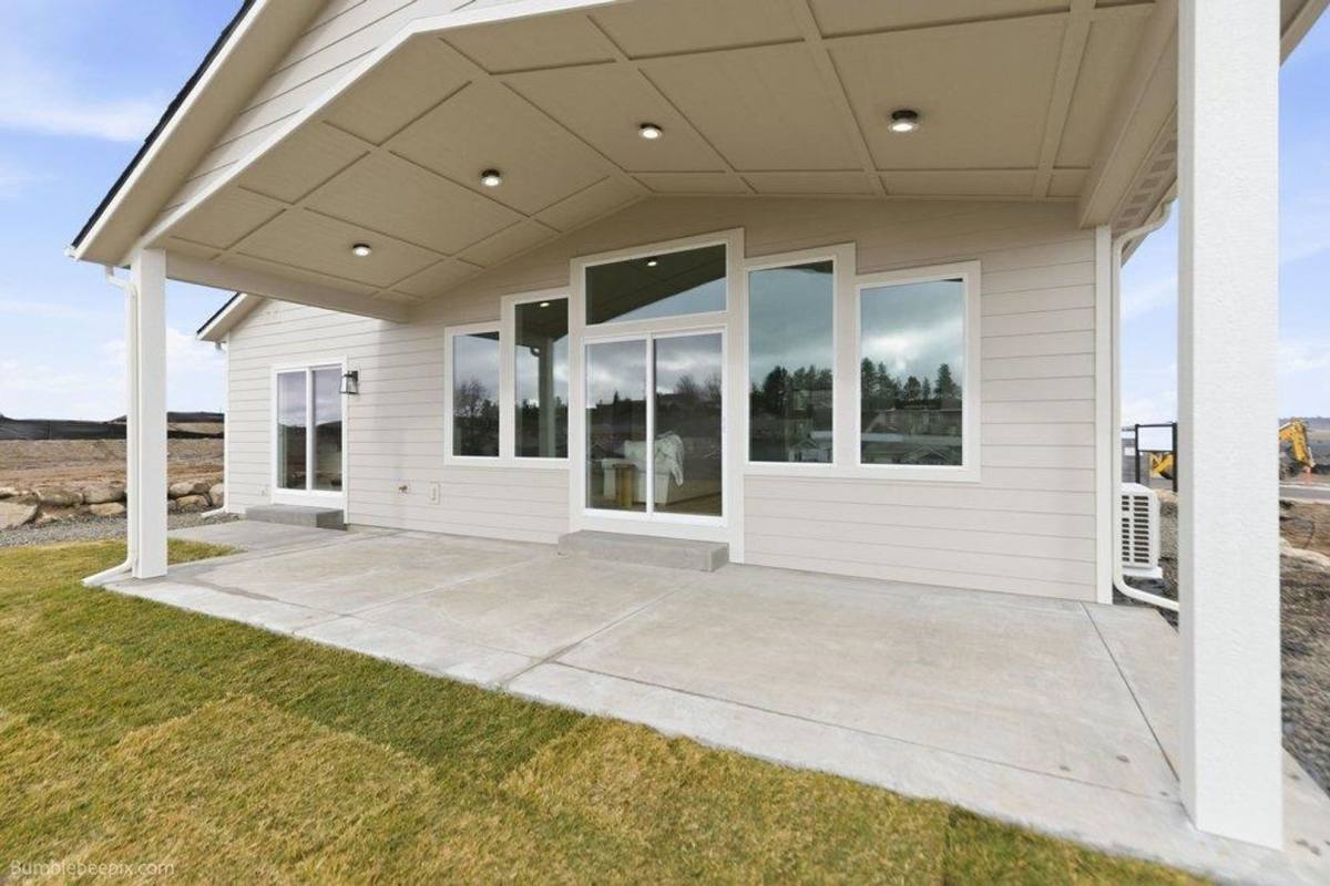 House for rent at 1012 Steptoe View Lane, Cheney, WA 99004