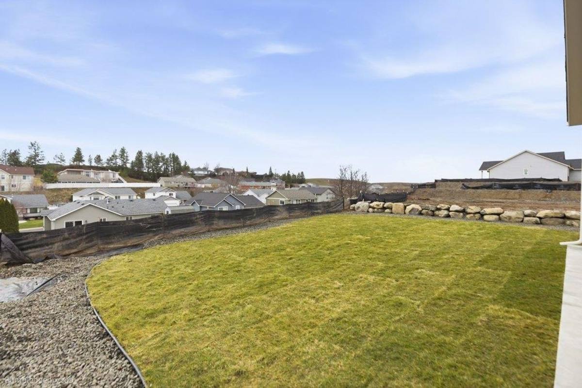 House for rent at 1012 Steptoe View Lane, Cheney, WA 99004