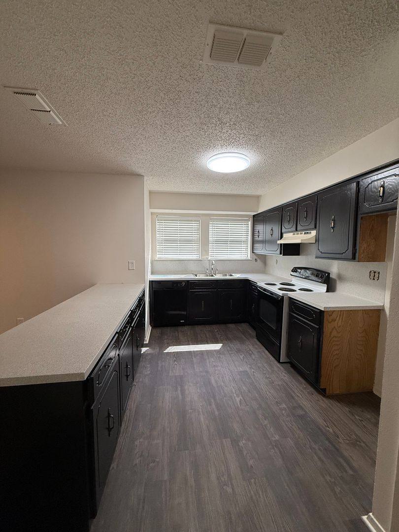Apartment for rent at 336-350 Eden, Longview, TX 75605