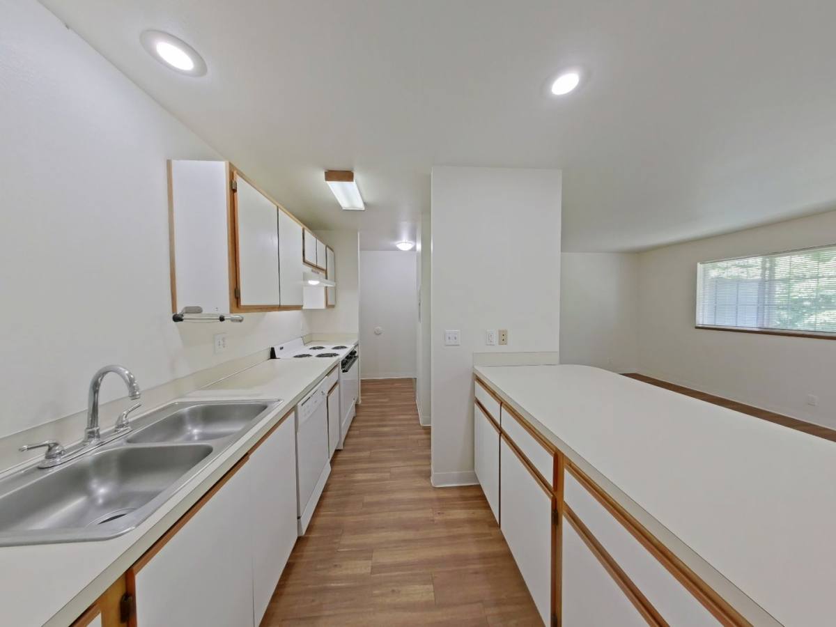 Apartment for rent at 780 S 2nd St, Harrisburg, OR 97446