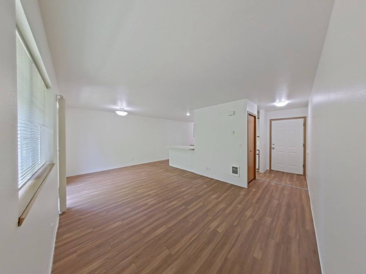 Apartment for rent at 780 S 2nd St, Harrisburg, OR 97446