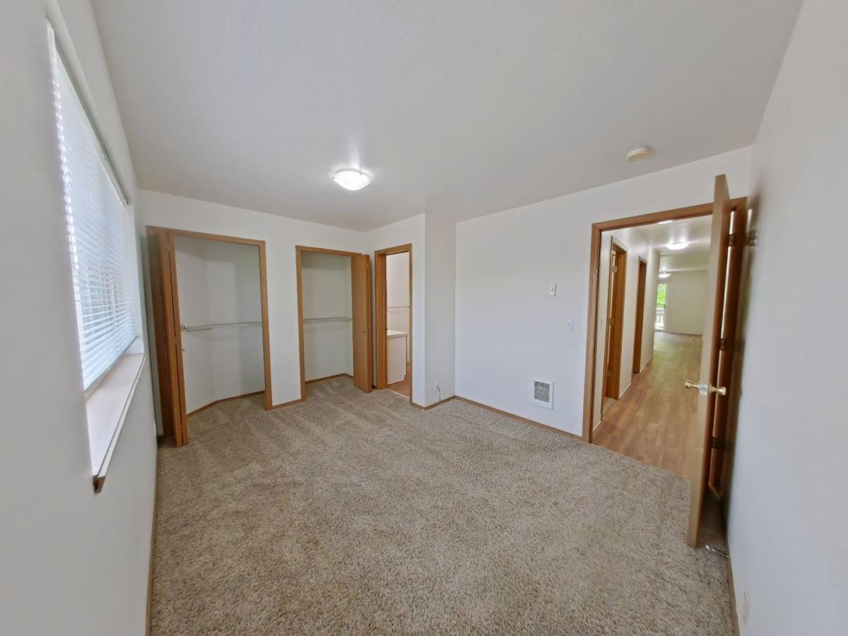 Apartment for rent at 780 S 2nd St, Harrisburg, OR 97446
