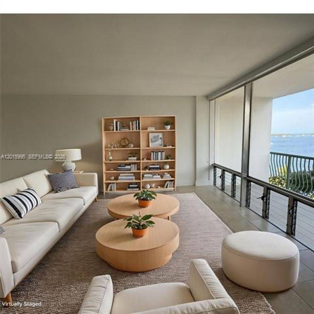 Apartment for rent at 1408 Brickell Bay Dr, Miami, FL 33131