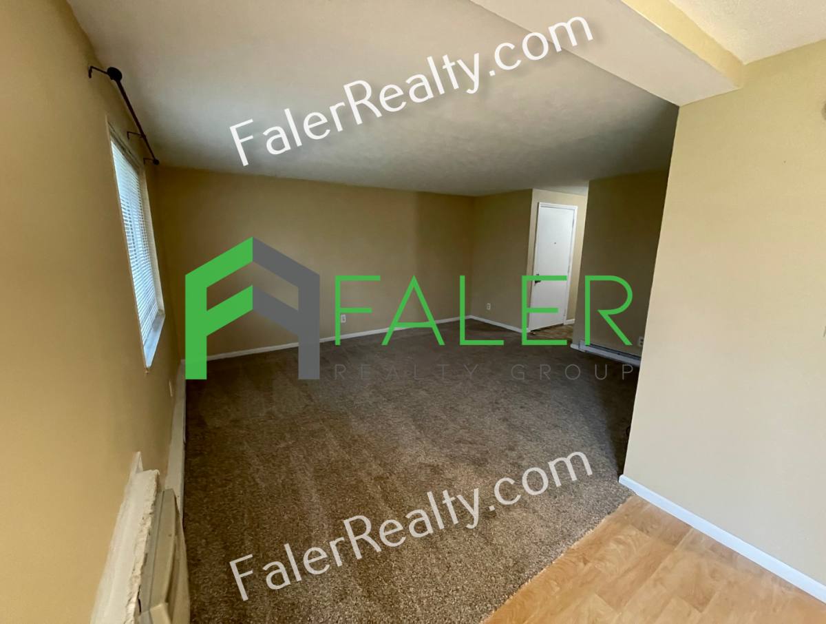 Condo for rent at 5351 Dunmore, Dayton, OH 45459