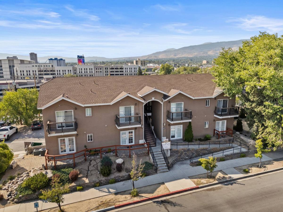 Apartment for rent at 400 University Terrace, Reno, NV 89503