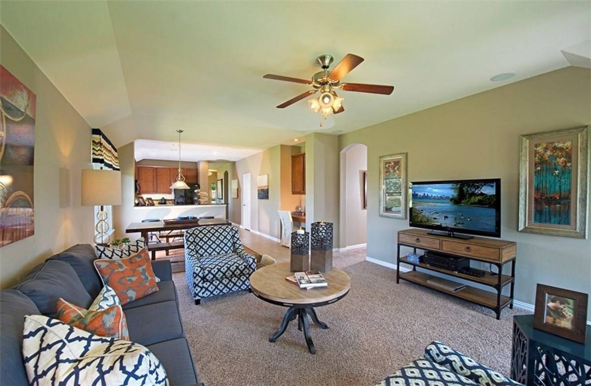 House for rent at 508 Fossil Creek Dr, Little Elm, TX 75068