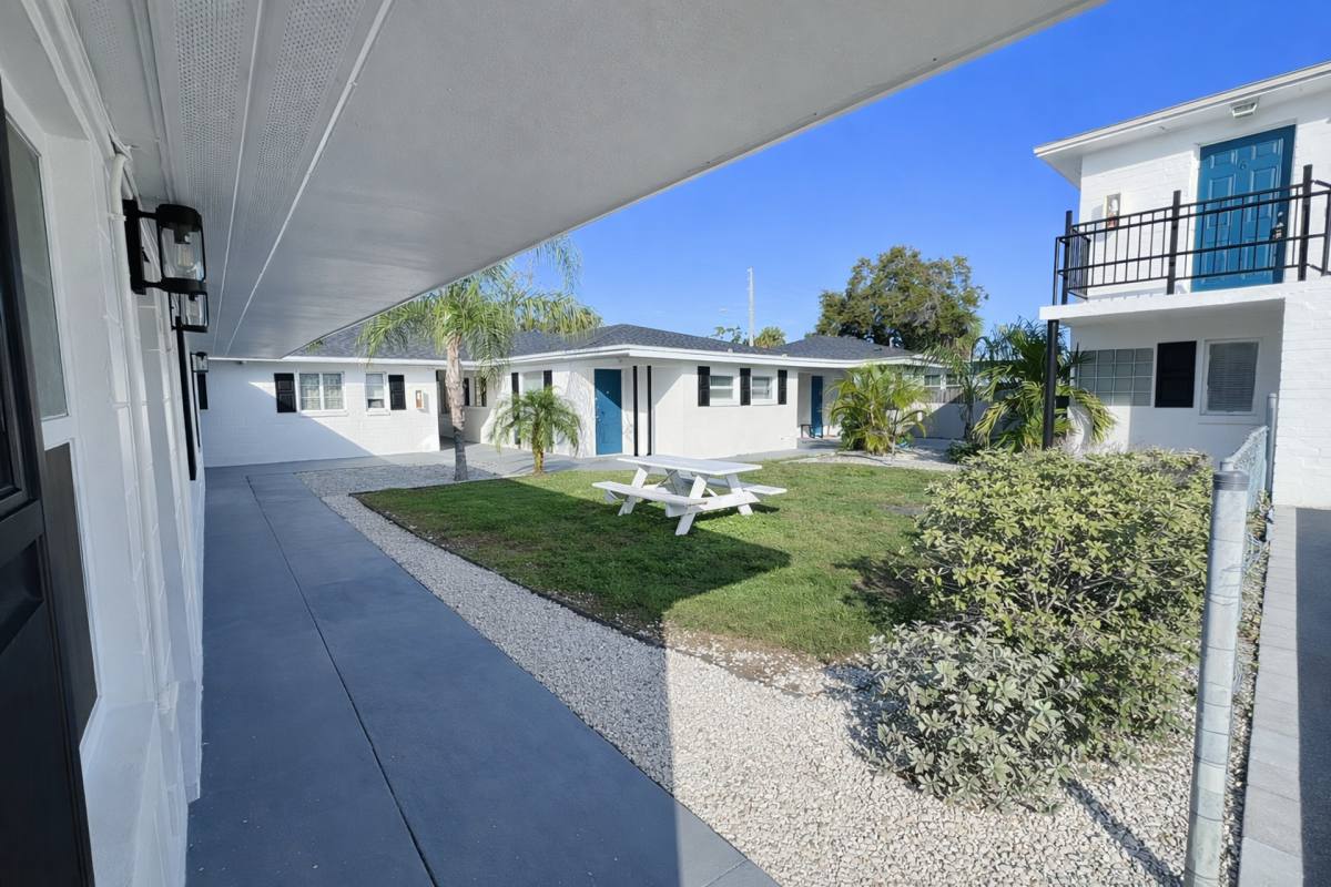 Apartment for rent at 2410 4th St S, Saint Petersburg, FL 33705