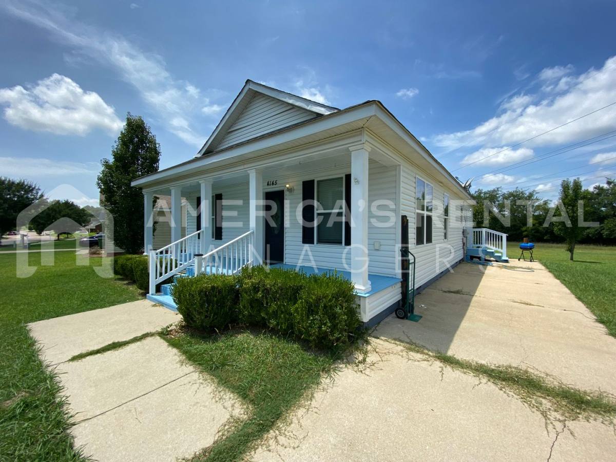 House for rent at 4145 Fitzpatrick Blvd, Montgomery, AL 36116