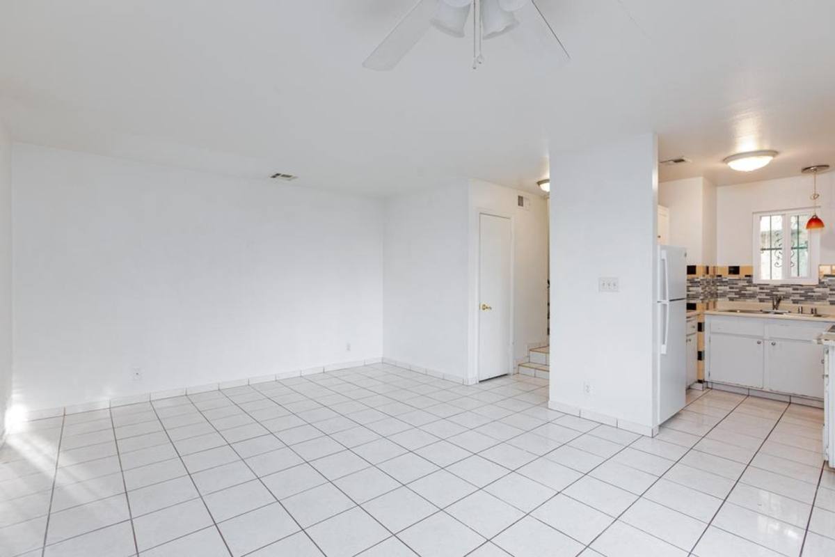 Townhouse for rent at 5031 Spencer St, Las Vegas, NV 89119
