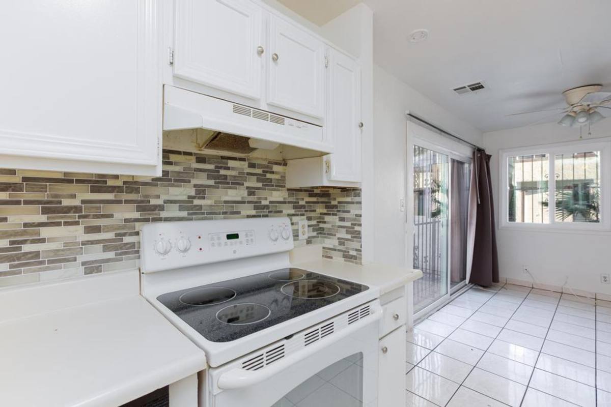 Townhouse for rent at 5031 Spencer St, Las Vegas, NV 89119