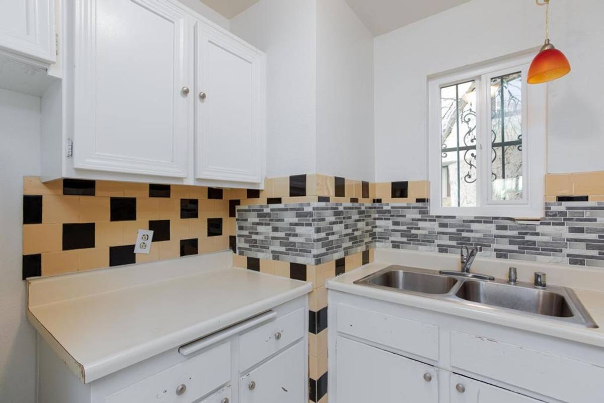 Townhouse for rent at 5031 Spencer St, Las Vegas, NV 89119