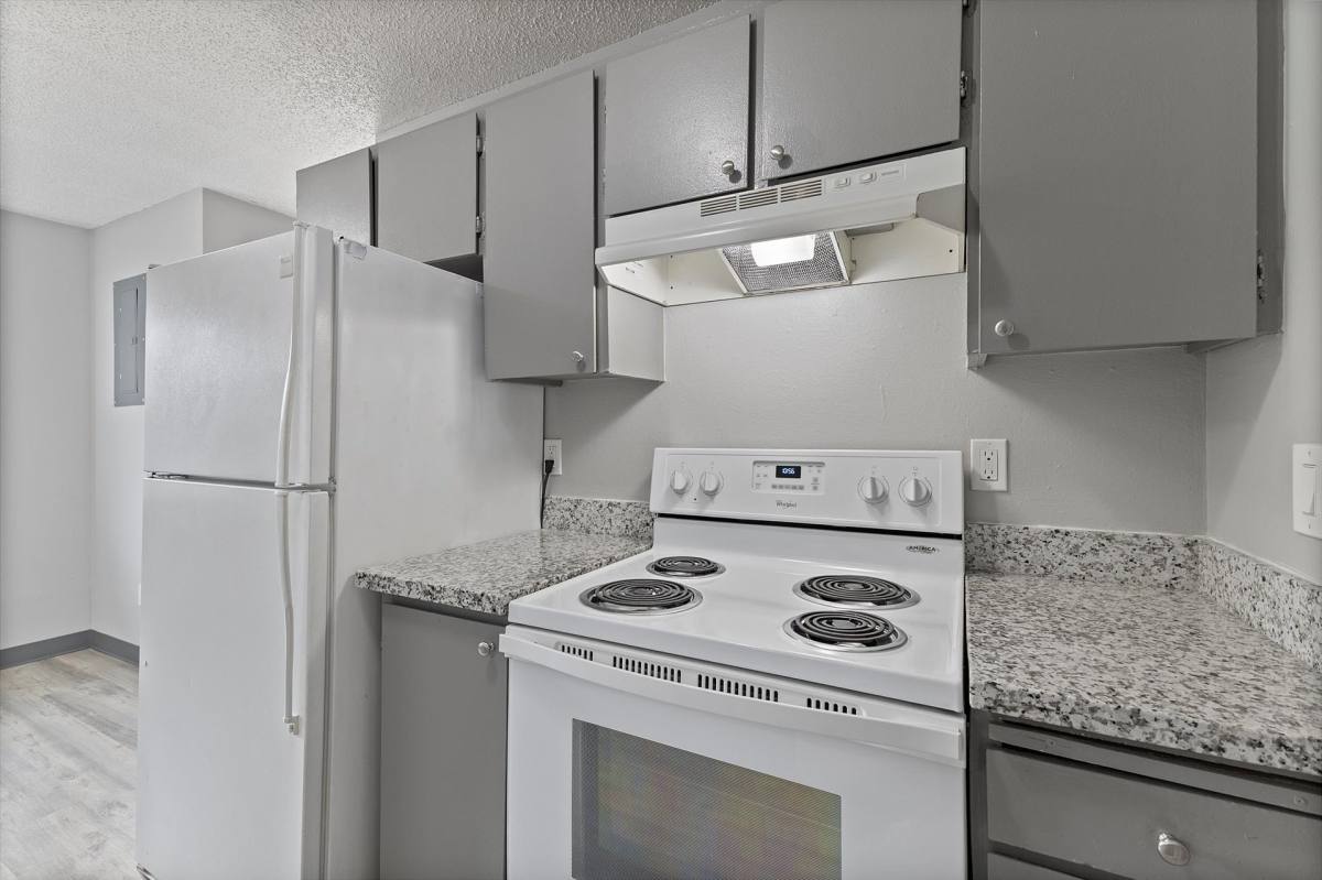 Apartment for rent at 533-615 SE 160th Ave, Portland, OR 97233