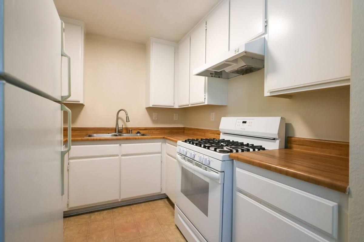 Apartment for rent at 248 Avenida Palizada, San Clemente, CA 92672