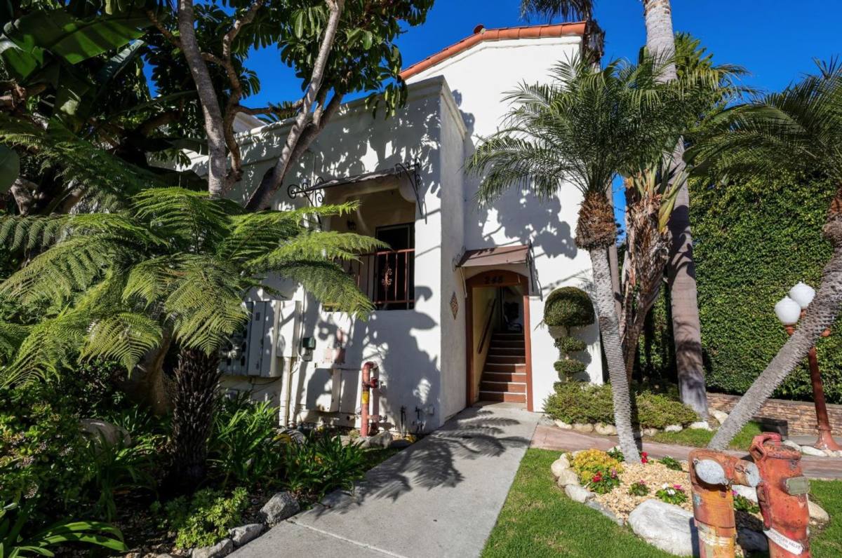Apartment for rent at 248 Avenida Palizada, San Clemente, CA 92672