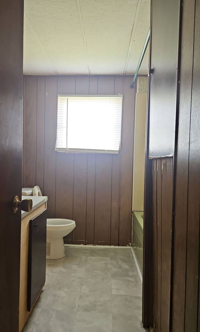 Apartment for rent at 2871 N Charles Ave, Clarksville, TN 37042